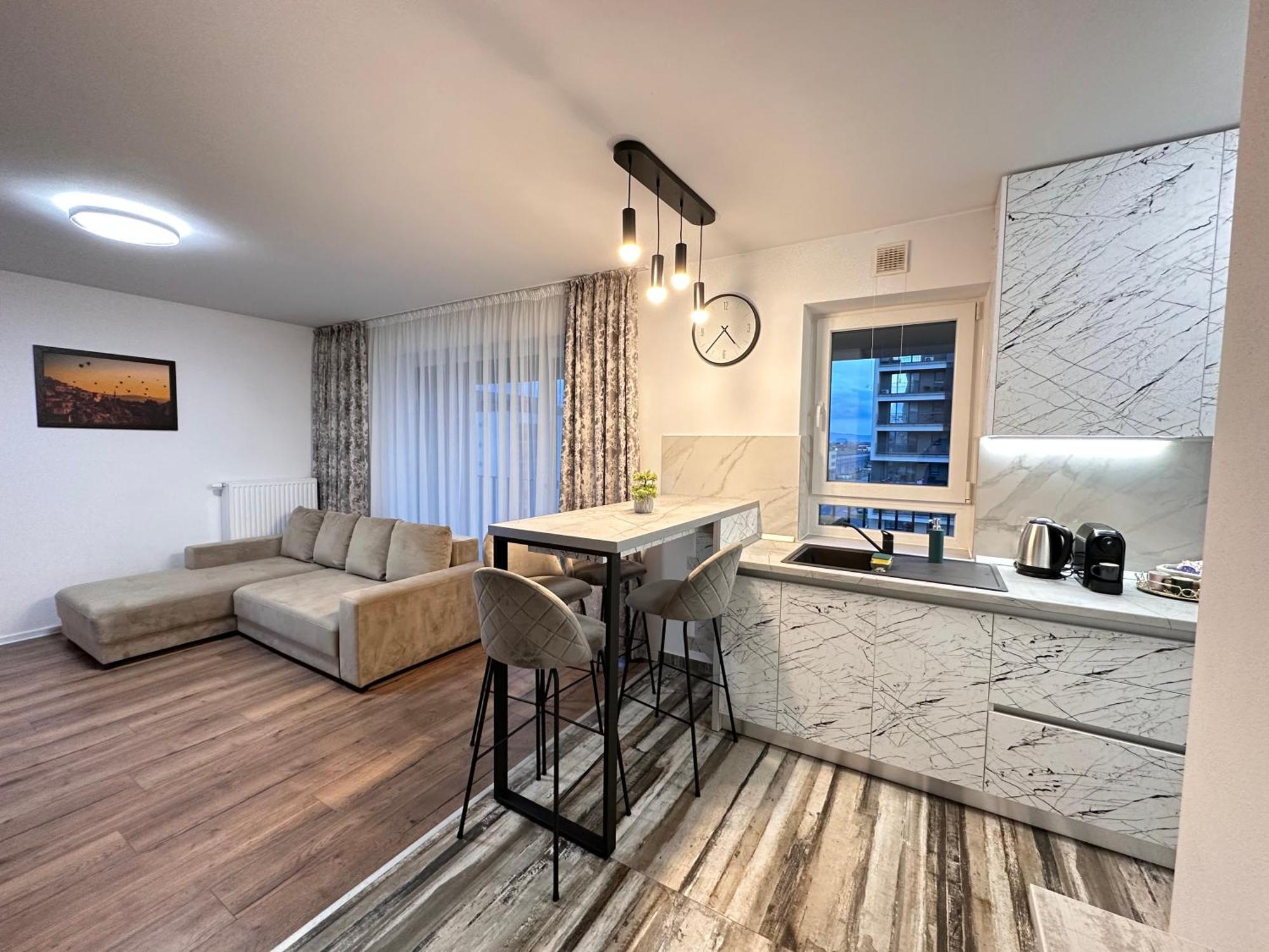 Coresi Mall Exclusive #Collection Apartments & Studios Брашов Экстерьер фото