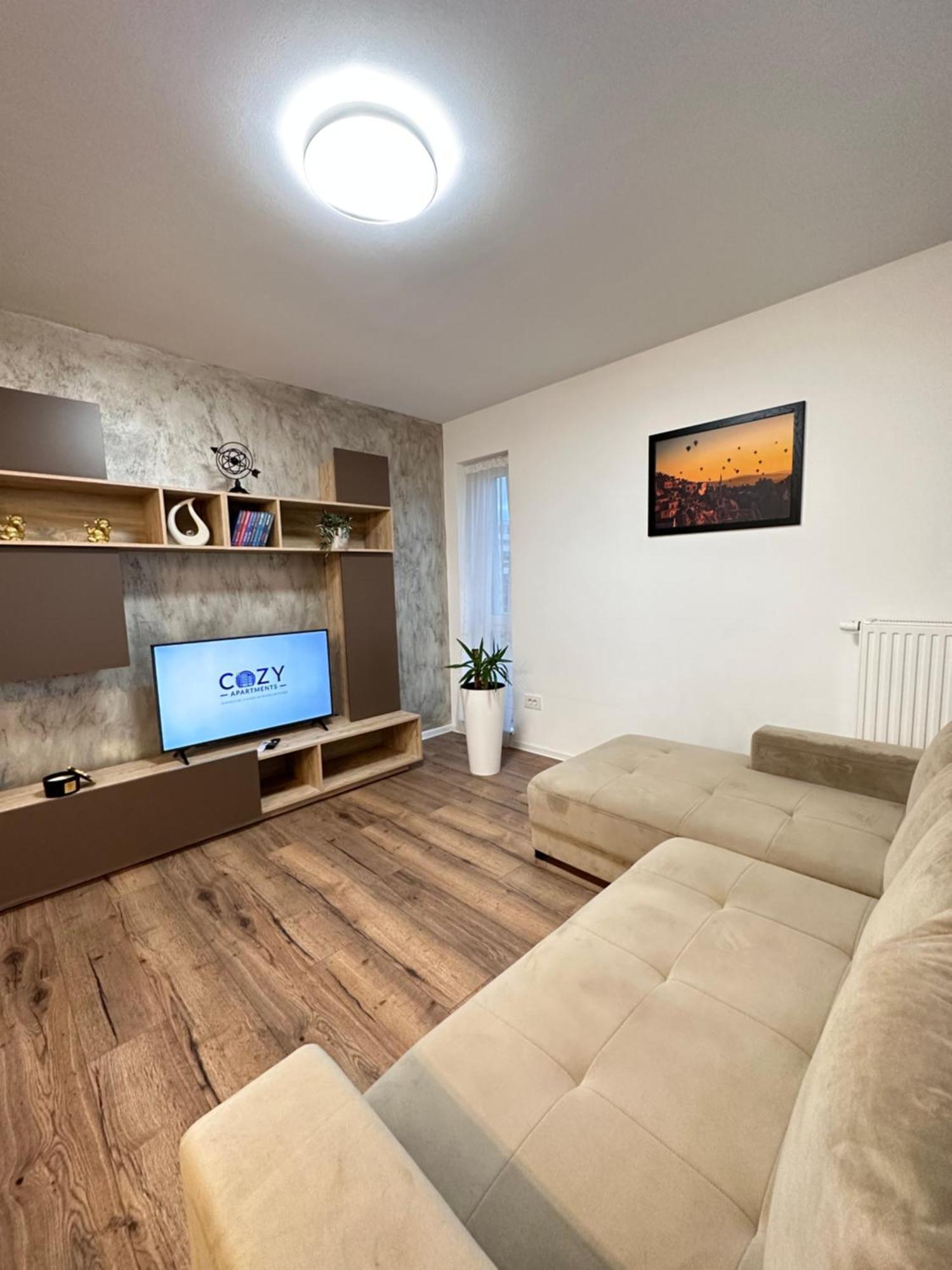 Coresi Mall Exclusive #Collection Apartments & Studios Брашов Экстерьер фото